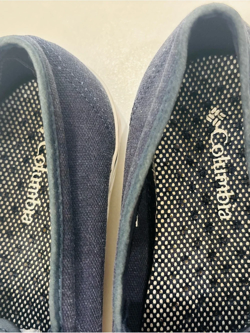 Columbia Men's Slip-On Loafers in Navy Blue size 11